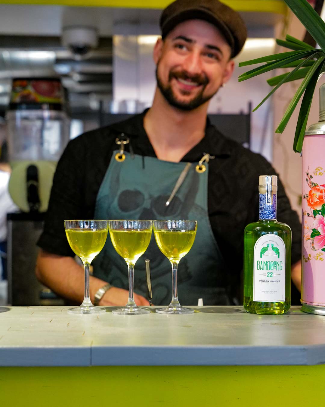 Bartenders use Emerald Green Pandan Liqueur