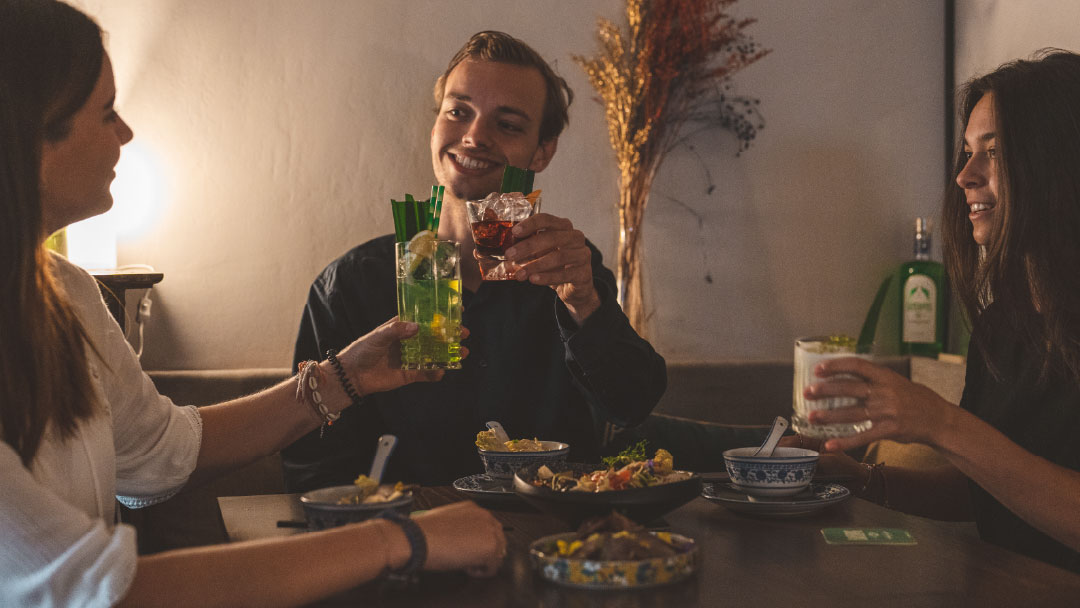 Cocktails & Asian cuisine